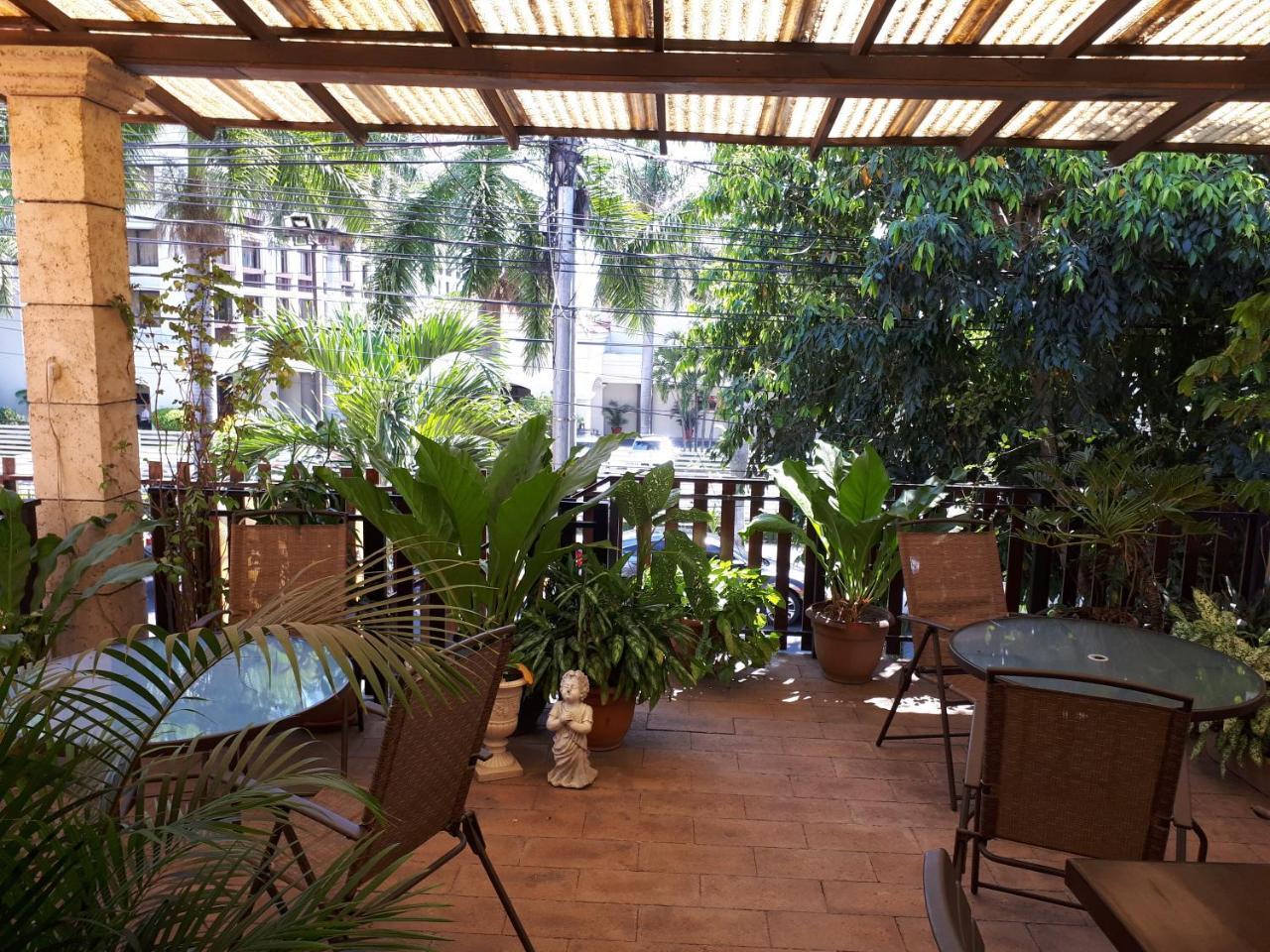 Hotel Arbol De Suenos Сан-Сальвадор Экстерьер фото