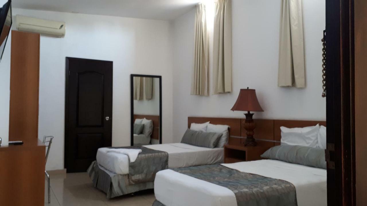 Hotel Arbol De Suenos Сан-Сальвадор Экстерьер фото